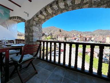 Apartamento vacacional totalmente equipado con internet de alta velocidad | Vistas a la montaña