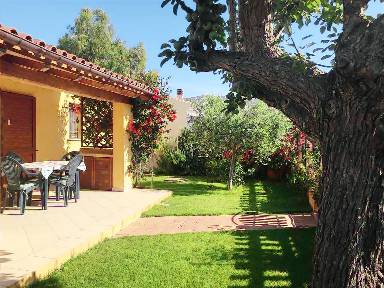House with garden, private pool & terrace
