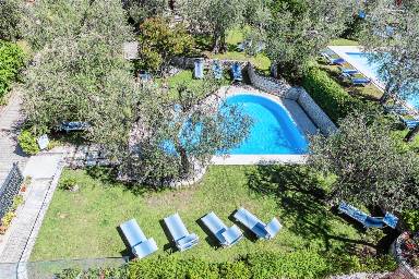 35 qm Ferienwohnung, Umzäunt, für 4 Gäste mit Hund in Malcesine, Gardasee