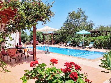 Villa 2000 m²