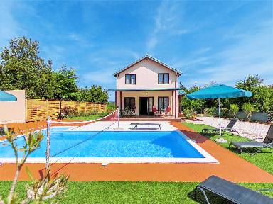 120 m² House