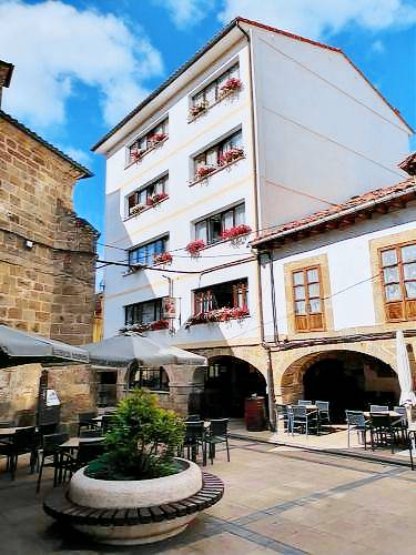 Casa Espinosa de los Monteros
