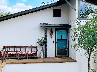 223 m² House