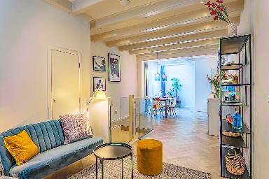 Aparthotel con internet veloce | Vicino Bloemenmarkt | Vista sulla città | Ideale per il telelavoro