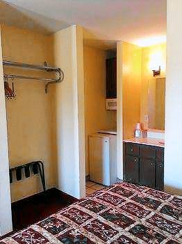 Regency Inn & Suites — photo 2