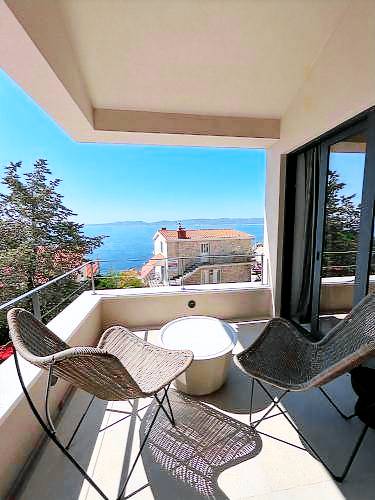 Holiday apartment with terrace & yard | Suitable for remote work | Pets allowed — photo 2