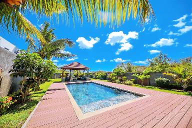 160 m² House