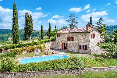 Villa mit privatem Pool, Terrasse und Garten