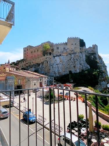 Bed & Breakfast  Caccamo