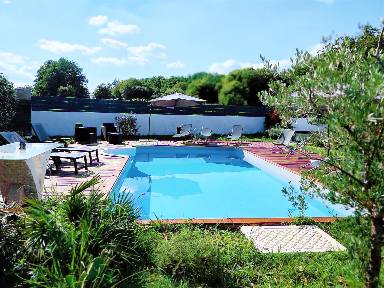 Appartement avec terrasse, jardin et piscine privée