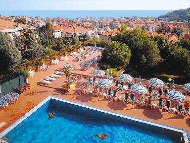 Ferienwohnung mit Pool und Klimaanlage