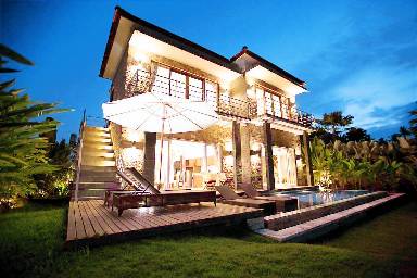 180 m² Villa