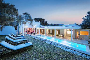 Villa 300 m²
