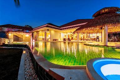 Villa 650 m²