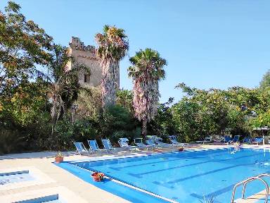 Meravigliosa camera privata accogliente e familiare con piscina | Vista sull'acqua