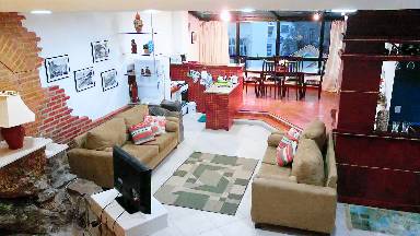 90 m² Apartment