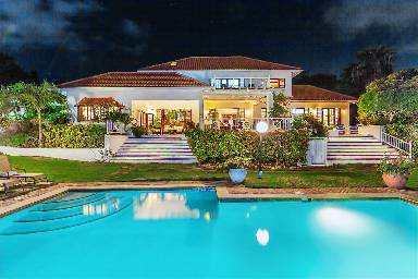 465 m² Villa