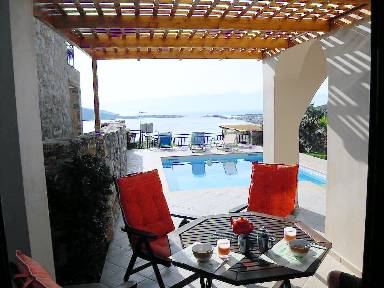 Villa avec jardin, terrasse et barbecue