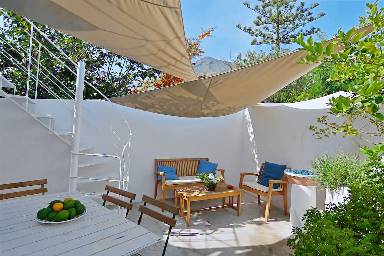 80 m² Accommodation