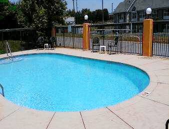 Travelodge by Wyndham Knoxville East — photo 3