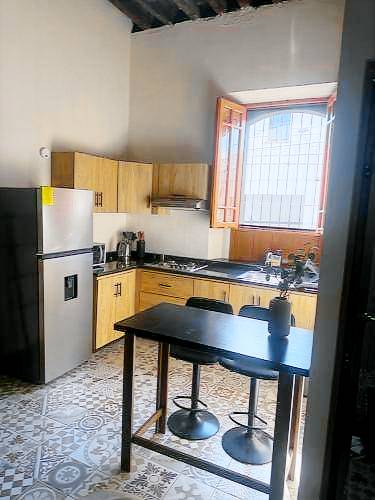 Serviced apartment with yard & patio — photo 5