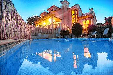 Villa 400 m²