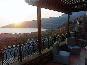 Family-oriented nice serviced apartment with garden & terrace | Pets are welcome — photo 3