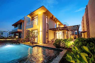 360 m² Villa