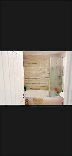Private Double Room In Three Bedroom Townhouse Shared with Live In Host