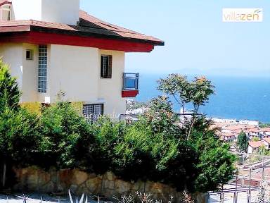 300 m² Villa