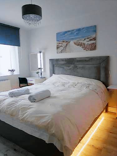 Barnoaks House Private Room Ensuite Bathroom HomeStay