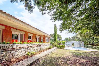 Huis 300 m²