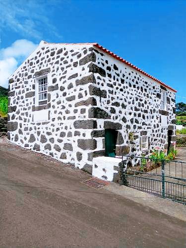 Casa Lajes Do Pico