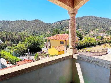 Appartement de vacances avec jacuzzi, terrasse et barbecue | Vue montagne
