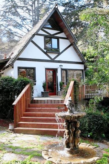 Family-friendly wonderful holiday home with terrace, garden & barbecue | Mountain view | Suitable for remote work