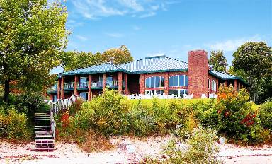 2044 m² Lodge