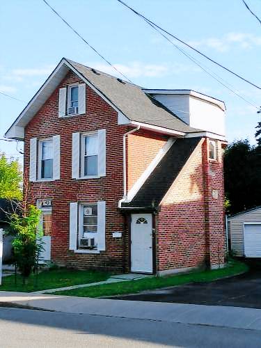 Apartment Williamsville