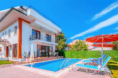 Villa 180 m²