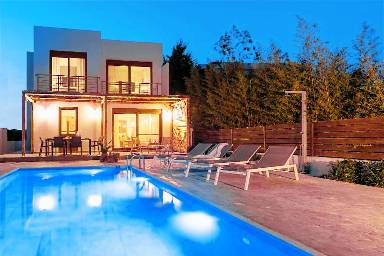 180 m² Villa
