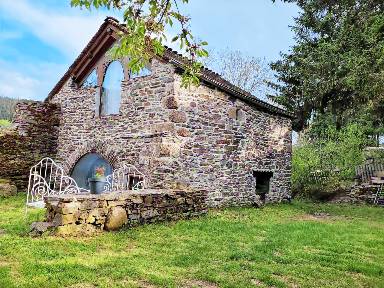 Merveilleuse villa avec jardin et barbecue