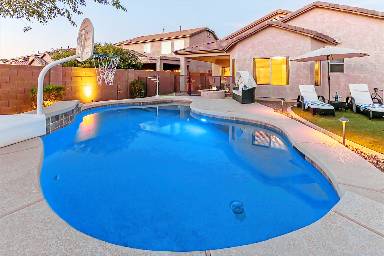199 m² House