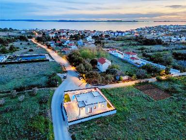 Ferienhaus mit Grill, privatem Pool und Terrasse