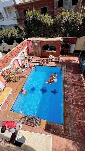 Apartament z hotelowymi udogodnieniami Al Bairat