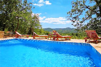 Villa mit Pool für 6 Gäste mit Hund in Pirelići, Istrien