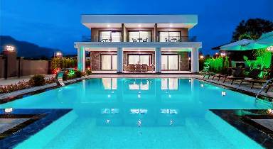 200 m² Villa