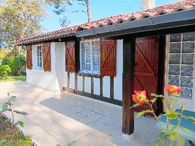 80 m² House