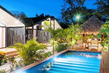 Casa vacacional con terraza, jardín y piscina | Vistas a la naturaleza | Al lado de la playa