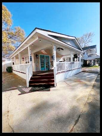 Vacation home with pool in Myrtle Beach, SC