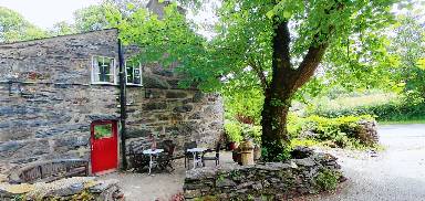 Cottage with barbecue