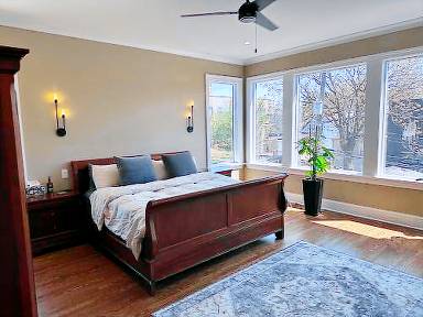 Lyons' Suite
